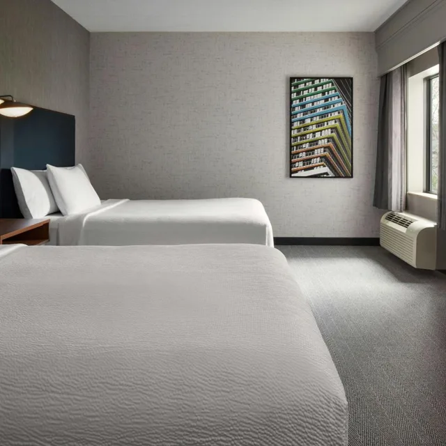 جناح بسرير كينج بغرفة نوم واحدة مع أريكة، Courtyard by Marriott Hamilton 1/1