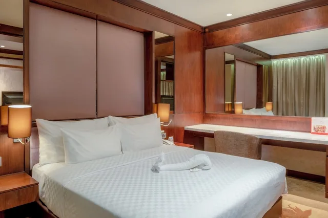 Executive, Twin Beds, Pool Terrace، SWISS-BELHOTEL BORNEO BANJARMASIN 1/10