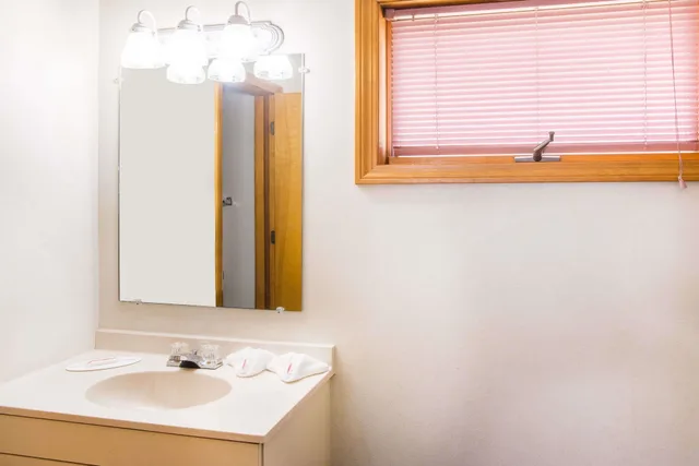 غرفة قياسية بسريرين مزدوجين، Travelodge By Wyndham Lake George Ny 4/5