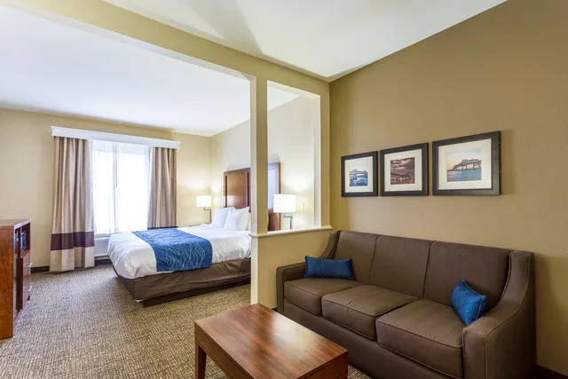 جناح بسرير كينج، Sonesta Essential Hotels Baton Rouge 5/7