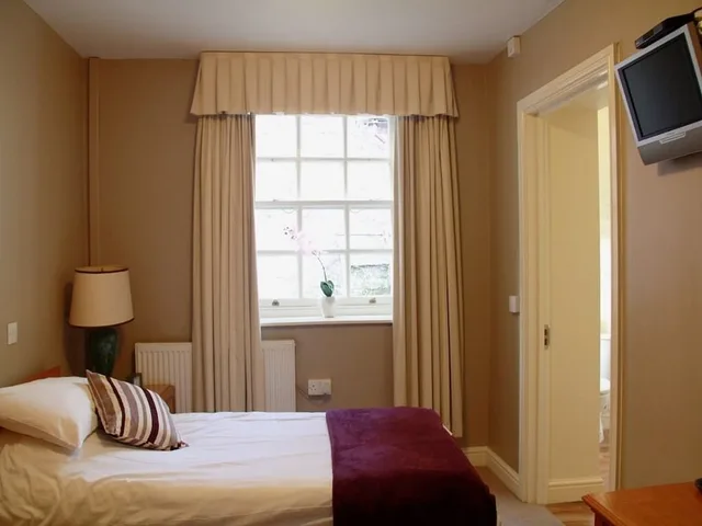 غرفة مفردة، Kings Head Hotel 6/7