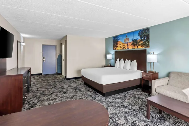 غرفة قياسية بسرير كينج، Best Western Atlanta Cumberland/Galleria Hotel 3/4