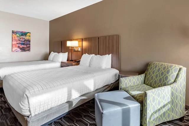غرفة قياسية بسريرين كوين بشرفة لذوي الإعاقة، Best Western Plus Zion Canyon Inn & Suites 5/10