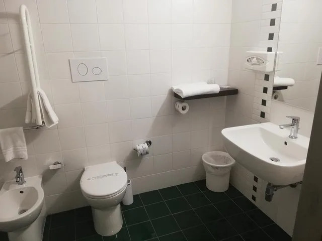 غرفة قياسية ثلاثية، Cristal Hotel Palermo 8/10