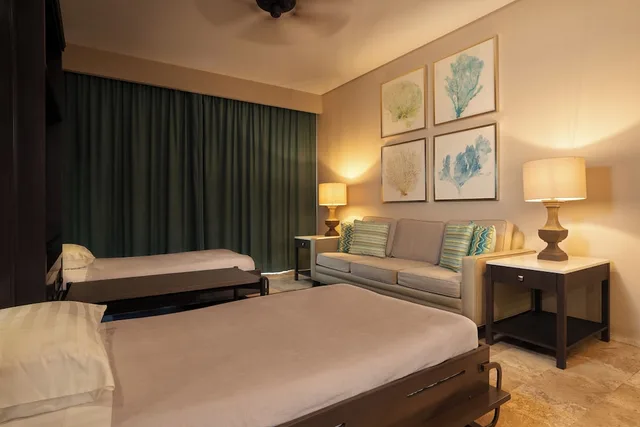 1 Bedroom, Deluxe, Suite, King Bed, 2 Murphy Beds، The Royal Sands All Inclusive Resort & Spa 1/3