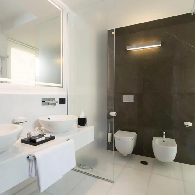 جناح بسرير كينج بشرفة، Corso 281 Luxury Suites 3/5