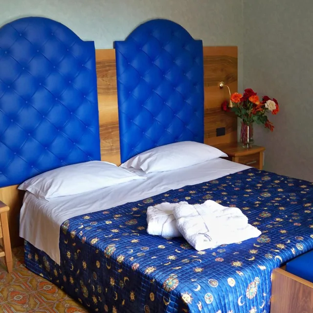 غرفة بسرير مزدوج أو سريرين منفصلين، Taormina Park Hotel 1/10