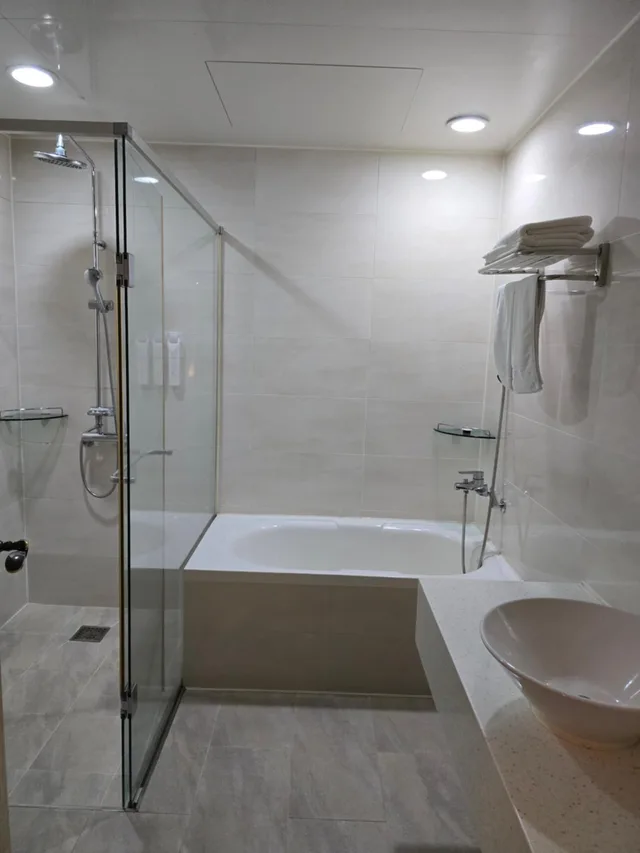 غرفة ديلوكس بسرير مزدوج بإطلالة على البحر، Narsha Hotel 6/6
