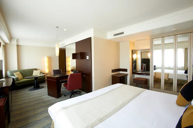 غرفة ديلوكس تنفيذية بسرير كينج، Royal Park Hotel 1/1