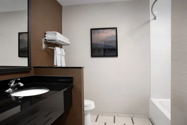 غرفة بسريرين كوين، Fairfield Inn & Suites Sioux Falls Airport 4/4