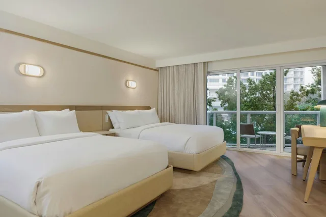 غرفة بسريرين كوين، Fort Lauderdale Marriott Pompano Beach Resort and Spa 2/15
