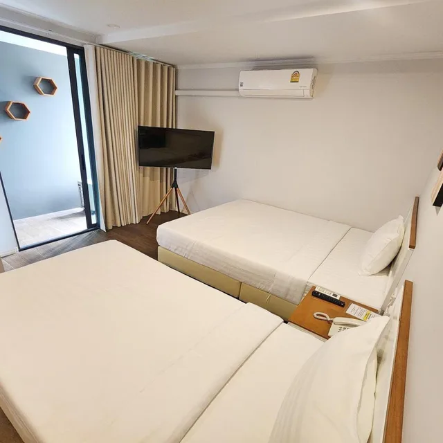غرفة سوبيريور بسرير كوين، J Place Hotel by ZUZU 6/9
