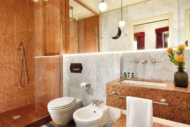 غرفة كلاسيكية بسرير كينج، Floren Luxury Hotel 5/9