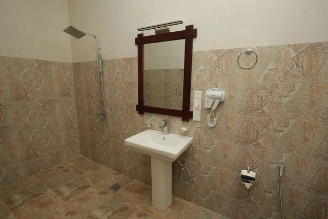 جناح عائلي بسريرين كينج بإطلالة على النهر بغرفة نوم واحدة، Hotel River Front 8/8