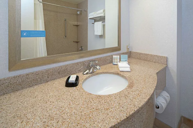 جناح استوديو، Hampton Inn Suites Bremerton 4/5