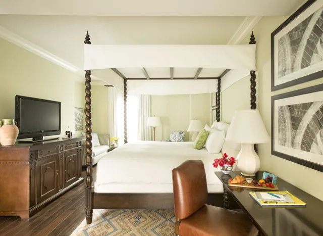 Premium, King Bed, French Balcony, Balcony، Kimpton Canary Hotel, an IHG Hotel 6/13