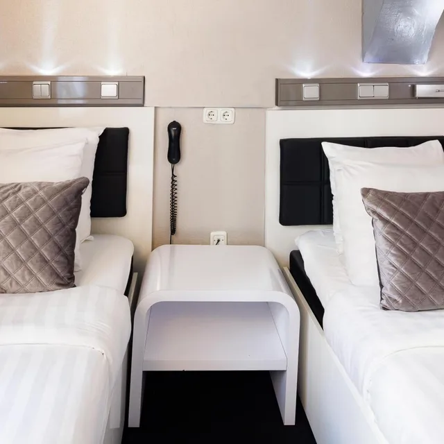 غرفة قياسية مفردة، Hotel CC 20/22
