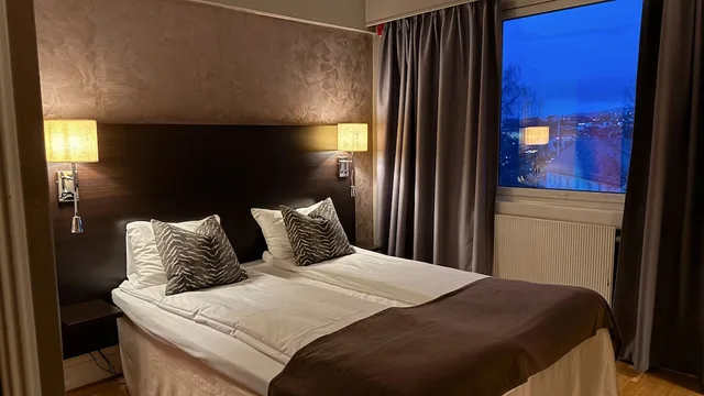 Renovated, Compact, Double Bed, Old Building، Quality Hotel Grand Royal 2/4