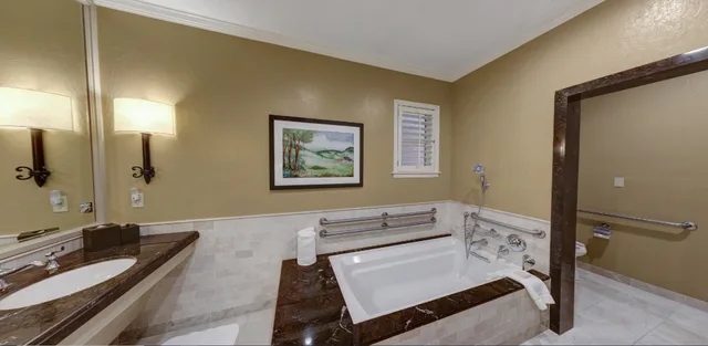 1 Bedroom, General Vallejo, Suite, King Bed, Garden View, Sofa، Fairmont Sonoma Mission Inn & Spa 2/2