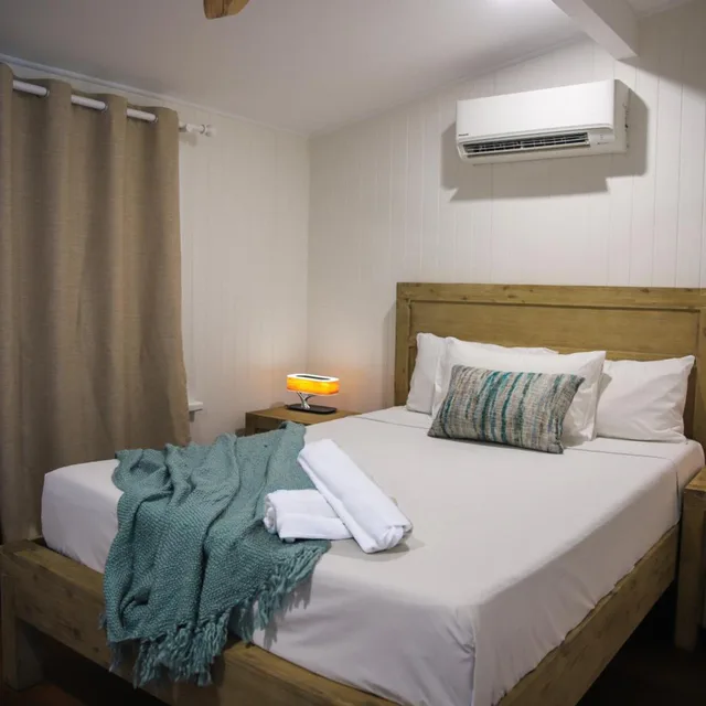 Deluxe, Villa, King Bed, Fitzroy Island Resort 1/6
