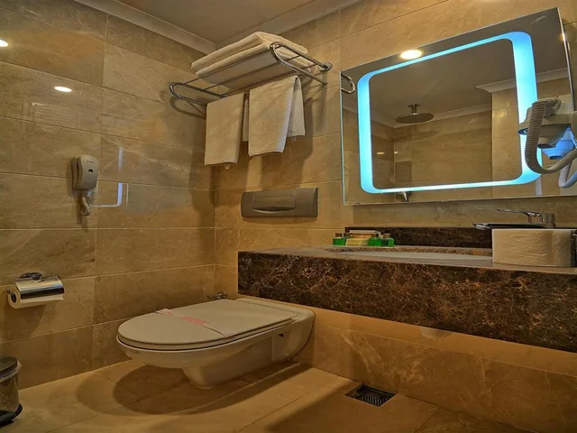 جناح ديلوكس بسرير كينج بجاكوزي، Samir Deluxe Hotel 1/3
