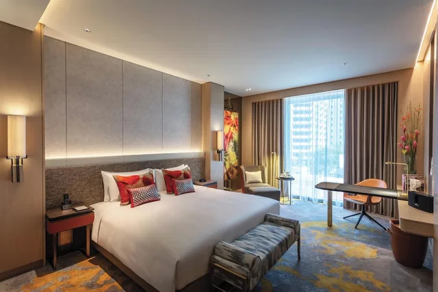 Heritage, Luxury, King Bed, with View، Sofitel Singapore City Centre 3/5