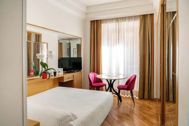 غرفة اقتصادية مفردة، Oxford Hotel 15/17