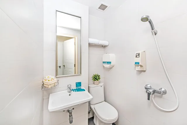 غرفة سوبيريور بشرفة، Hotel 81 Elegance 3/3