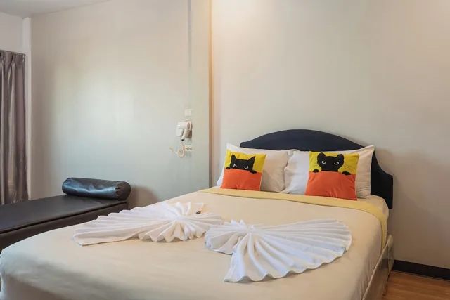 غرفة أساسية ثلاثية بسرير كينج مع أريكة، Bkk39 Airport hotel 9/10
