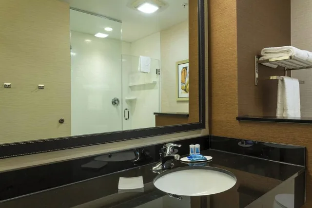 جناح بسرير كينج مع أريكة، Fairfield Inn Suites Fort Lauderdale Pembroke Pines 2/2