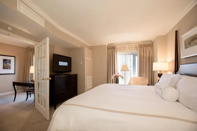 جناح فاخر، The Townsend Hotel 1/2