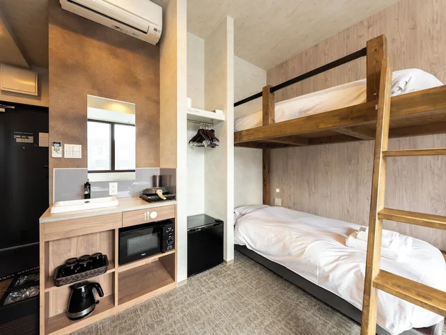 غرفة ديلوكس بأربعة أسرّة مع أريكة، Wellstay Namba 8/10