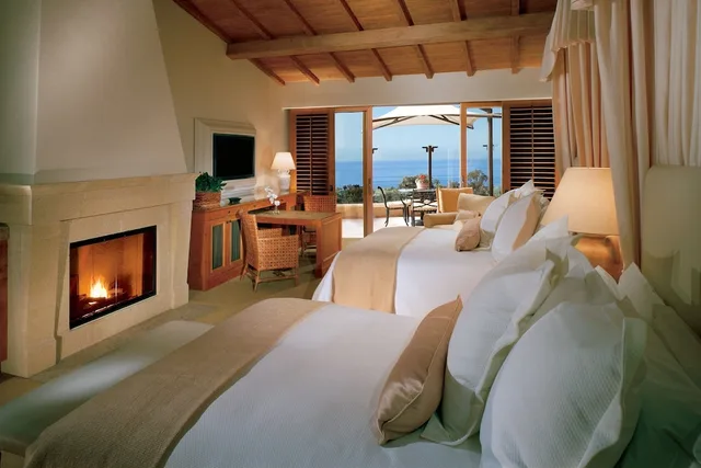 بنغل بسريرين كوين بإطلالة على البحر بشرفة، The Resort At Pelican Hill 1/4