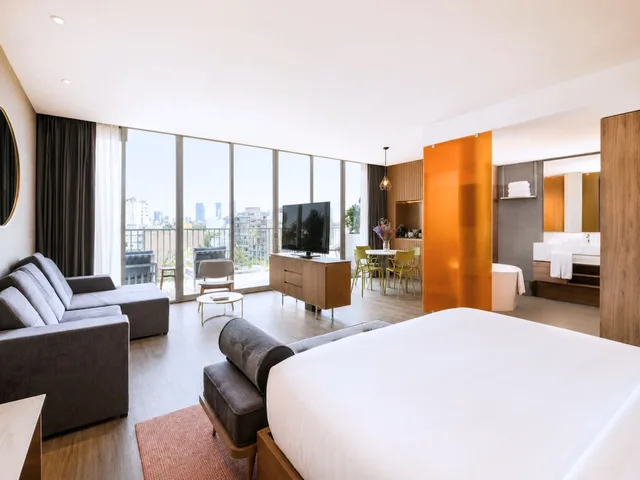 جناح بسرير كينج بشرفة، Mondrian Mexico City Condesa 2/10
