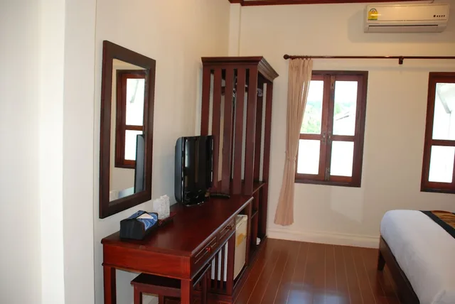 غرفة ديلوكس بسريرين منفصلين، Luang Prabang Legend Hotel 9/10