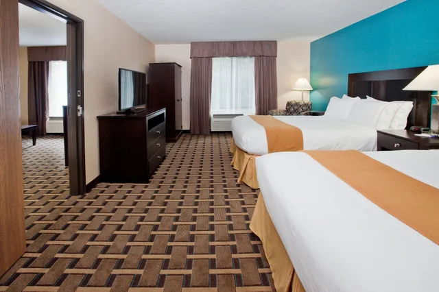 غرفة قياسية بسريرين كوين، Holiday Inn Express Suites Buford Ne Lake Lanier Area 1/8
