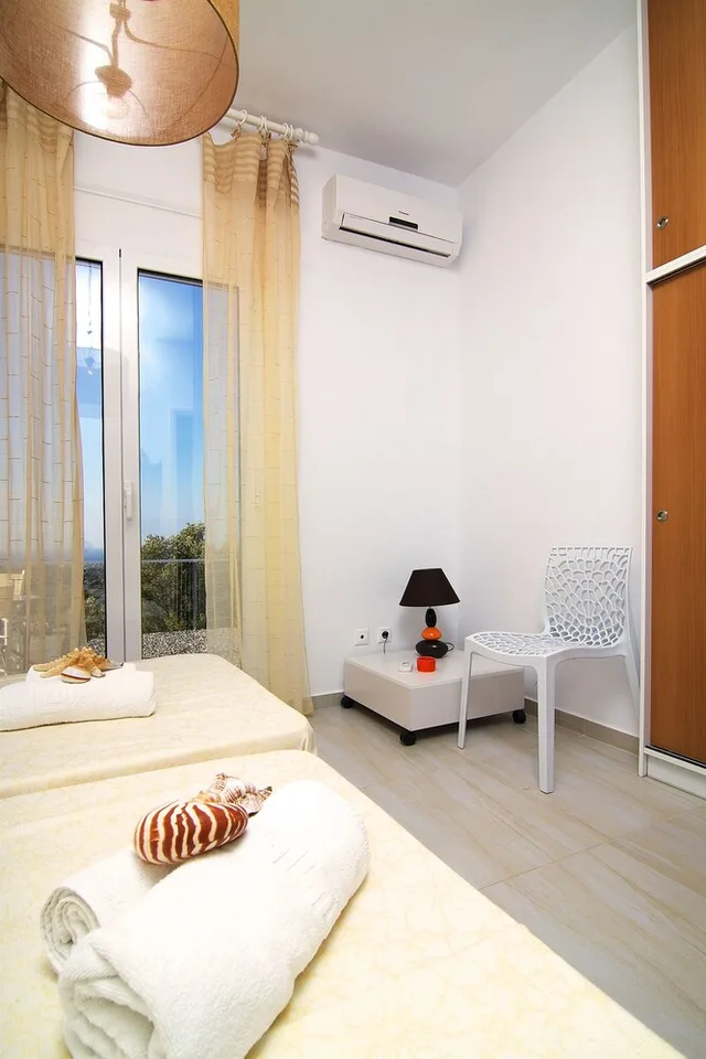 2 Bedrooms, Apartment, 2 Double Beds, Sea View, Pool Access، Iperion Apartment 1/3