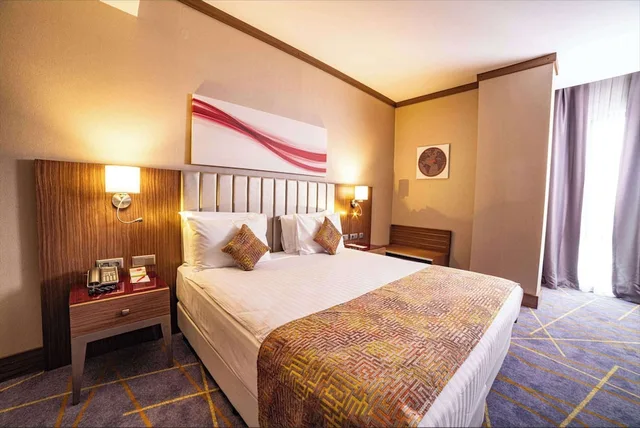 جناح بسرير كينج، Ramada by Wyndham Istanbul Alibeykoy 2/6