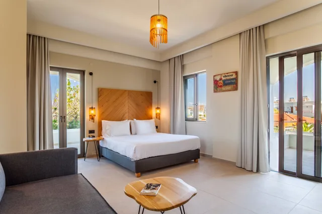 جناح بسرير كوين بغرفتين مع أريكة، Malena Hotel and Suites - Adults Only by Omilos Hotels 3/10