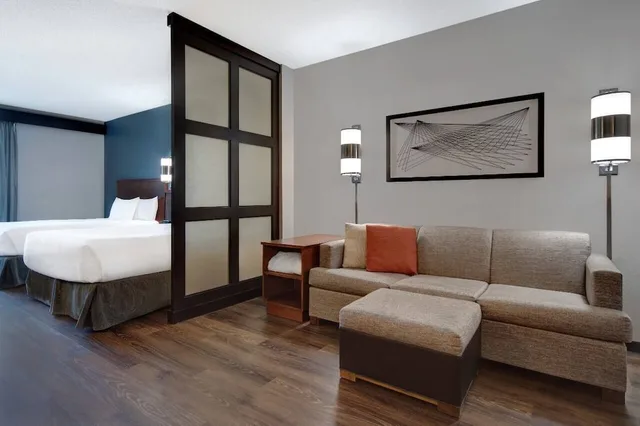 غرفة بسريرين كوين في طابق مرتفع، Hyatt Place Grand Rapids-South 3/10