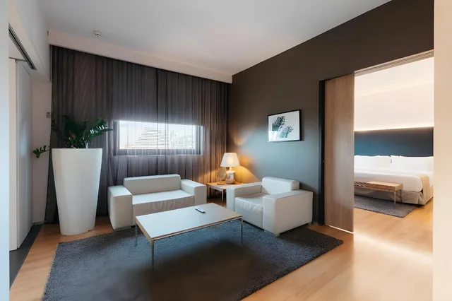 جناح بسريرين كينج، BARCELO VALENCIA 2/2