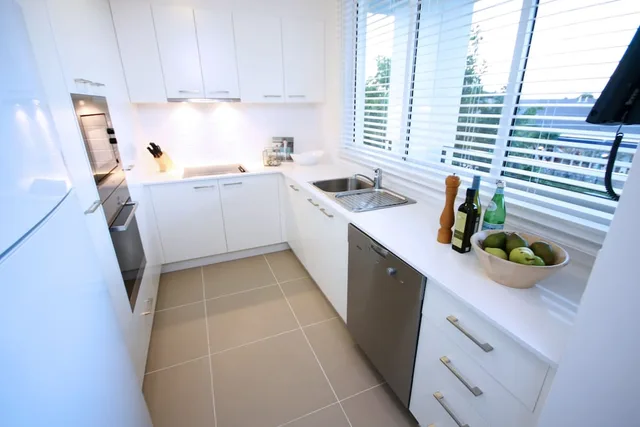 3 Bedrooms, Apartment, 1 Single and 2 Queen Beds، DOMAIN SERVICED APARTMENTS 10/10