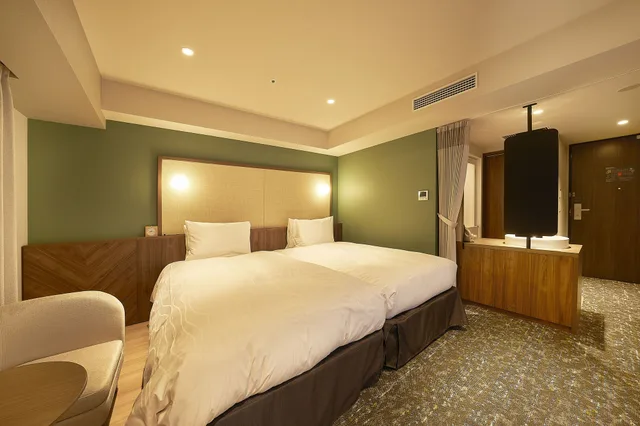 Room, Twin Beds, with Extra Bed, Smoking, Keisei Richmond Hotel Tokyo Kinshicho 6/10