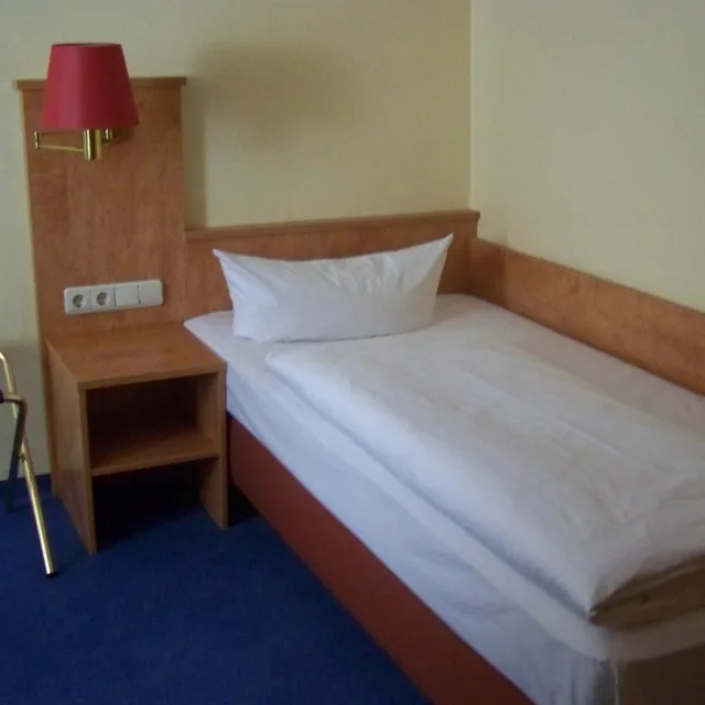 Room, Single, Hotel Gerber 2/5