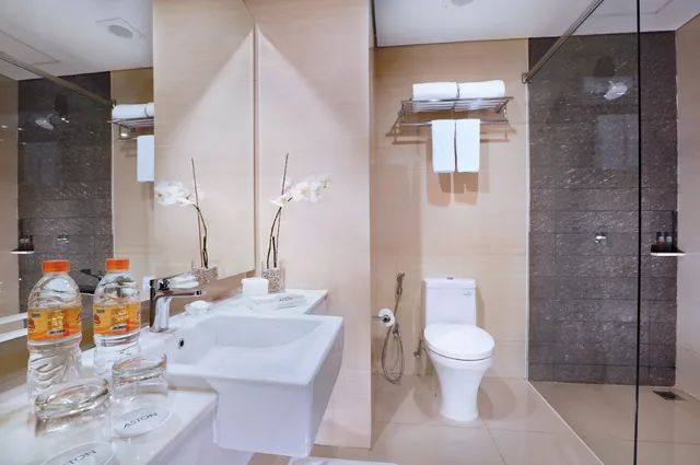 Superior Room, Aston Imperial Bekasi Hotel & Conference Center 2/2