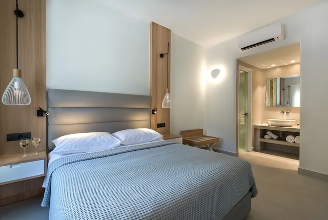 غرفة قياسية بسرير مزدوج، Strogili Hotel - Adults Only 2/4