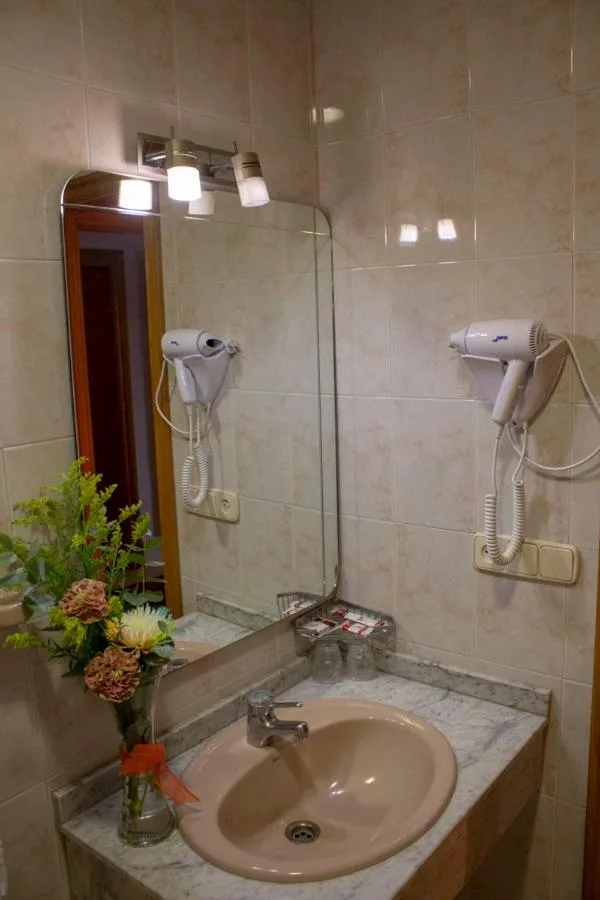 غرفة بسريرين منفصلين، Helmantico 9/10