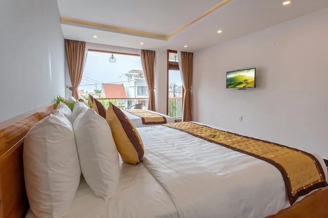 غرفة عائلية بسريرين كوين بإطلالة على المدينة بشرفة، Hoi An Vi Khoa Villa 3/7