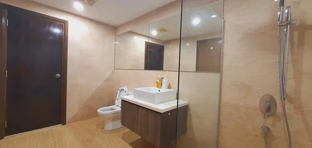 شقة بسرير كوين وسرير فردي بغرفة نوم واحدة مع أريكة، BEST KL CITY VIEW AT REGALIA RESIDENCE 7/7