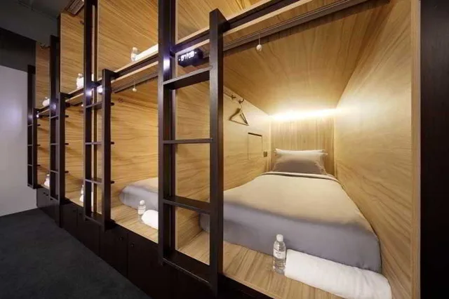 Male Dorm, The Pod At Beach Road 1/1